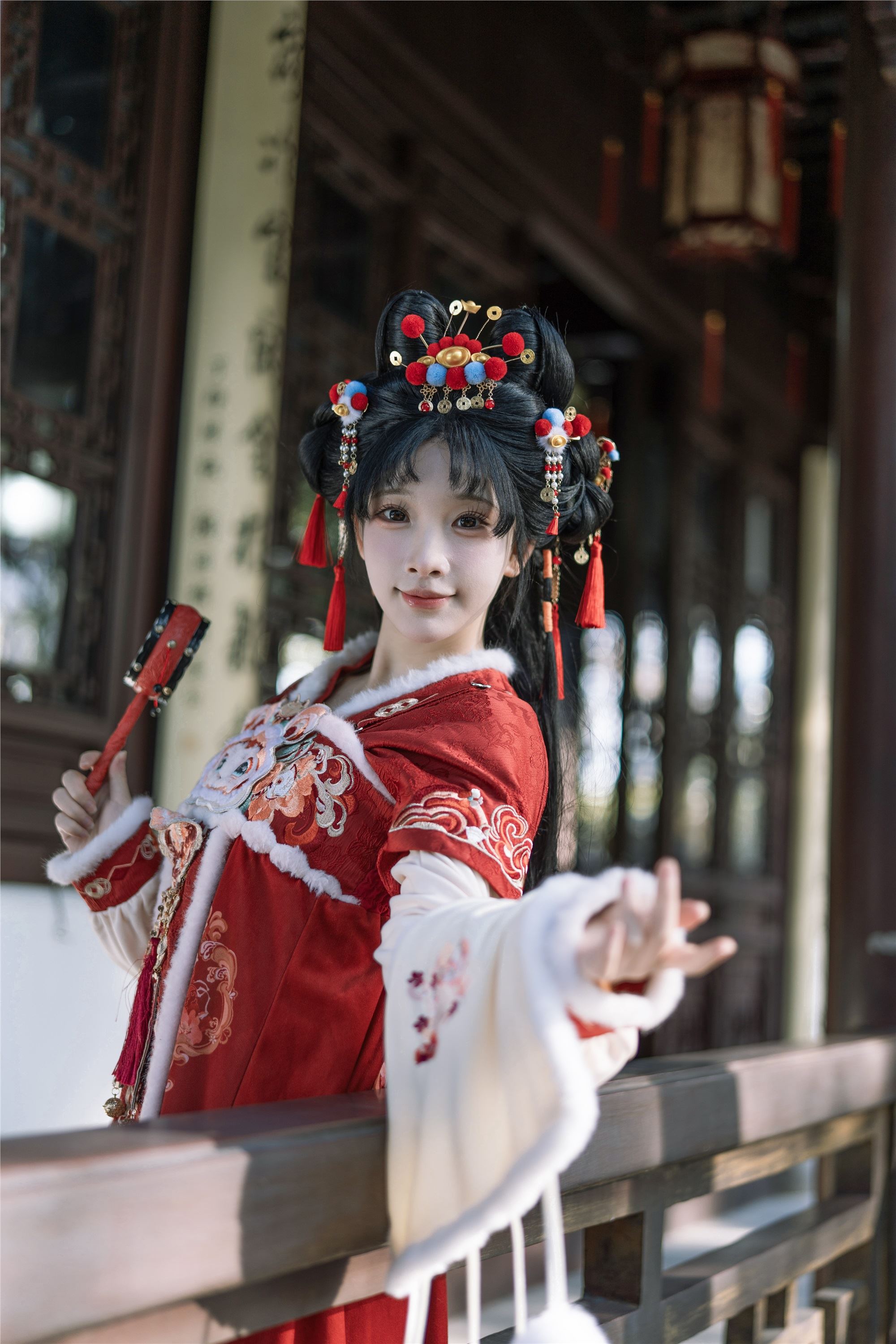 YITUYU艺图语 2025.01.31 红红火火迎新年 一只小羊